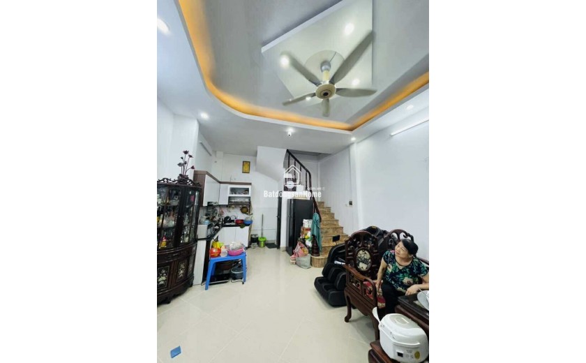 Nhà Phân Lô Đền Lừ, Ô Tô Đỗ Cửa, Nhỉnh 8 Tỷ
